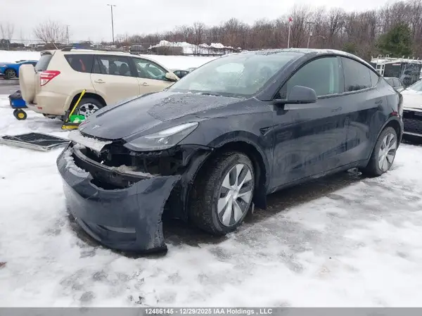 7SAYGDED9RF091370 2024 TESLA MODEL Y - Image 2