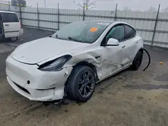 7SAYGDED9RF110760 2024 TESLA MODEL Y