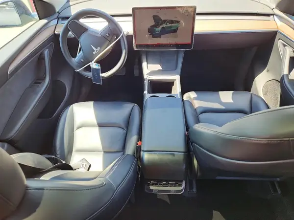 7SAYGDED9RF111519 2024 TESLA MODEL Y - Image 8