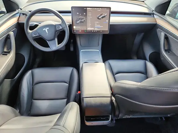 7SAYGDED9RF112248 2024 TESLA MODEL Y - Image 8