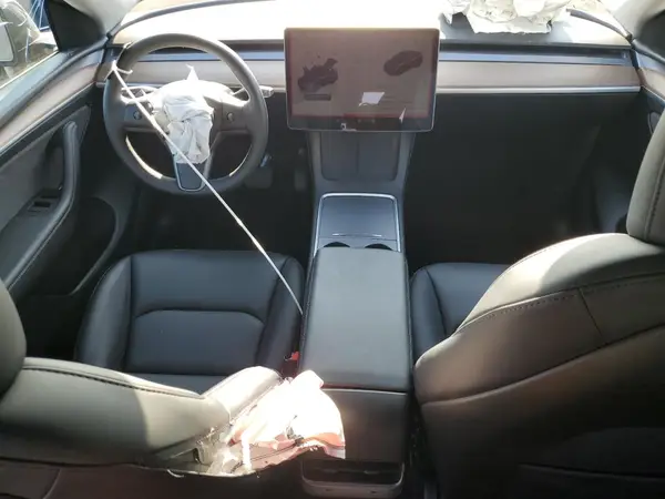 7SAYGDED9RF113822 2024 TESLA MODEL Y - Image 8