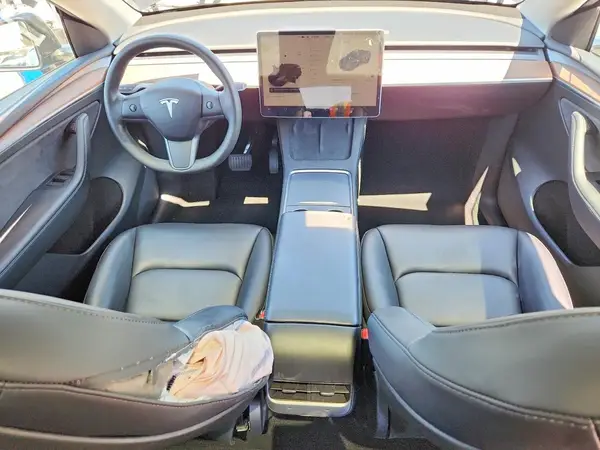 7SAYGDED9RF113920 2024 TESLA MODEL Y - Image 8