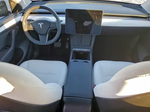 7SAYGDED9RF120799 2024 TESLA MODEL Y - Image 8