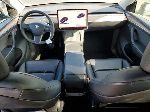 7SAYGDED9RF120883 2024 TESLA MODEL Y - Image 8