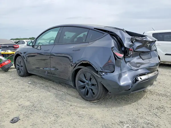 7SAYGDED9RF122312 2024 TESLA MODEL Y - Image 2
