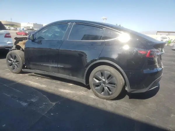 7SAYGDED9RF163992 2024 TESLA MODEL Y - Image 2