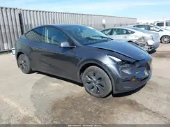 7SAYGDED9RF185121 2024 TESLA MODEL Y