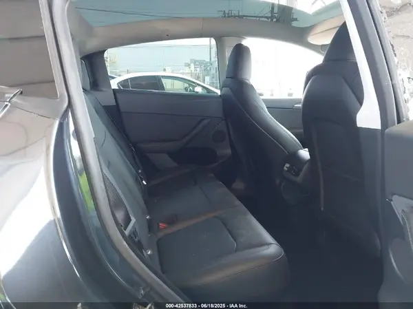 7SAYGDED9RF199553 2024 TESLA MODEL Y - Image 8