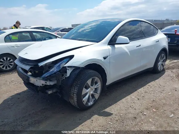 7SAYGDED9RF991248 2024 TESLA MODEL Y - Image 2