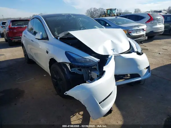 7SAYGDED9SA342374 2025 TESLA MODEL Y - Image 1