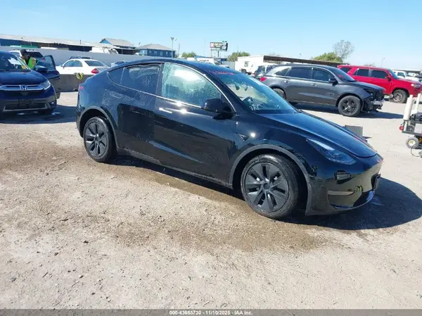 7SAYGDED9SA347736 2025 TESLA MODEL Y - Image 1