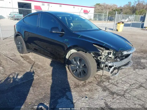 7SAYGDED9SA355819 2025 TESLA MODEL Y - Image 1
