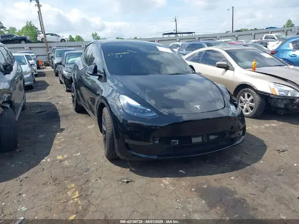 7SAYGDED9SA356355 2025 TESLA MODEL Y - Image 1