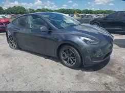 7SAYGDED9SA365105 2025 TESLA MODEL Y