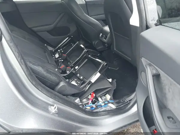 7SAYGDED9SA365802 2025 TESLA MODEL Y - Image 8