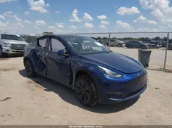 7SAYGDED9SA372510 2025 TESLA MODEL Y