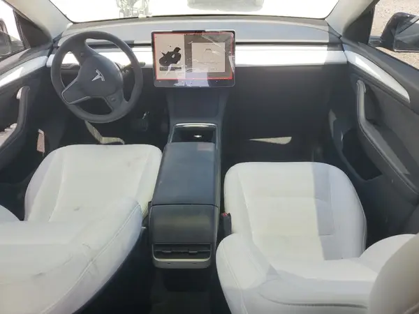 7SAYGDED9SA373723 2025 TESLA MODEL Y - Image 8