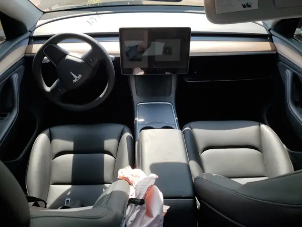 7SAYGDED9SA375326 2025 TESLA MODEL Y - Image 8