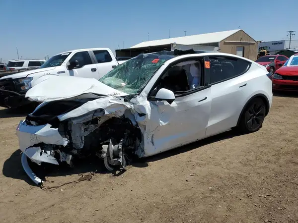 7SAYGDED9SF232427 2025 TESLA MODEL Y - Image 1