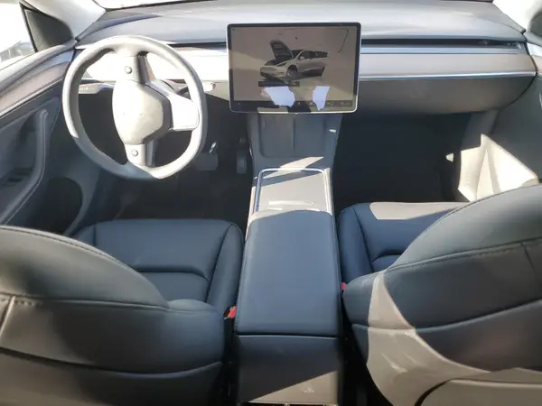 7SAYGDED9SF239300 2025 TESLA MODEL Y - Image 8