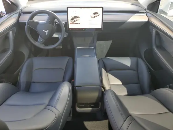 7SAYGDED9SF241533 2025 TESLA MODEL Y - Image 8