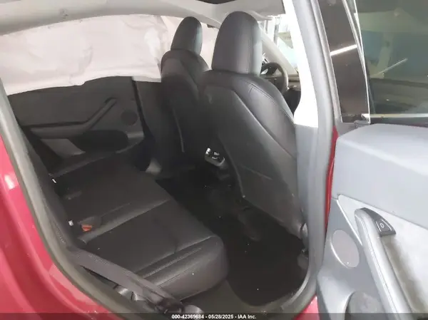 7SAYGDED9SF249180 2025 TESLA MODEL Y - Image 8