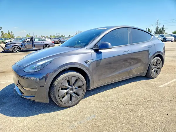 7SAYGDED9SF250524 2025 TESLA MODEL Y - Image 1