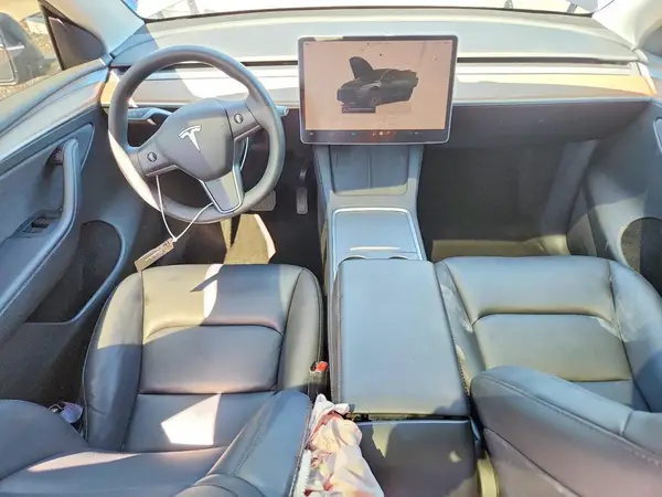7SAYGDED9SF250524 2025 TESLA MODEL Y - Image 8