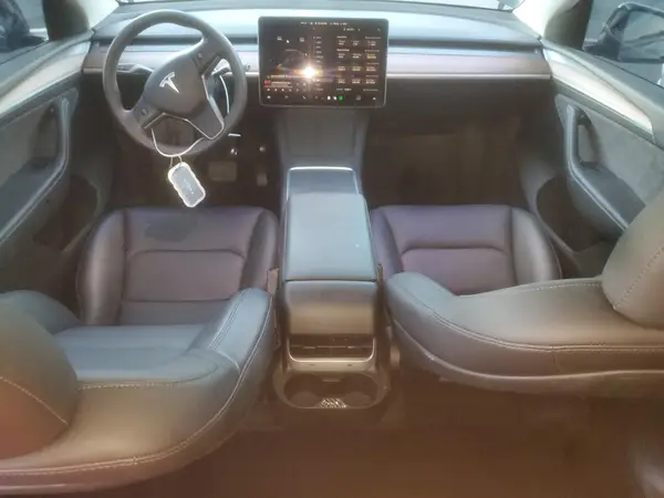 7SAYGDED9SF251091 2025 TESLA MODEL Y - Image 8