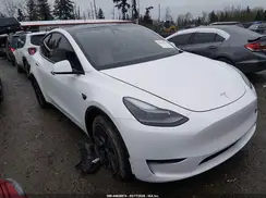 7SAYGDED9SF278694 2025 TESLA MODEL Y