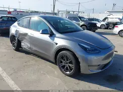 7SAYGDED9SF311676 2025 TESLA MODEL Y