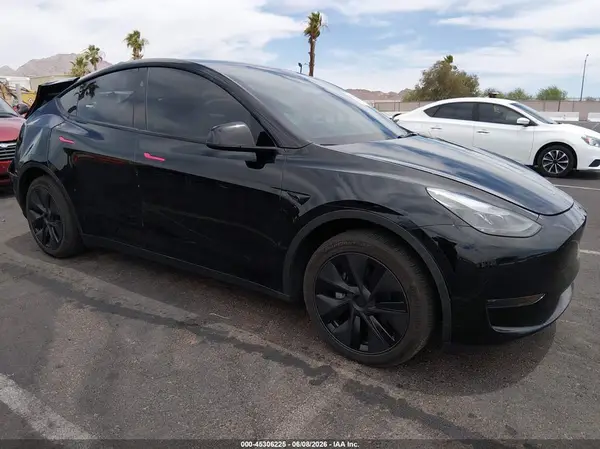 7SAYGDED9SF313878 2025 TESLA MODEL Y - Image 1
