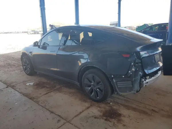 7SAYGDED9SF316358 2025 TESLA MODEL Y - Image 2