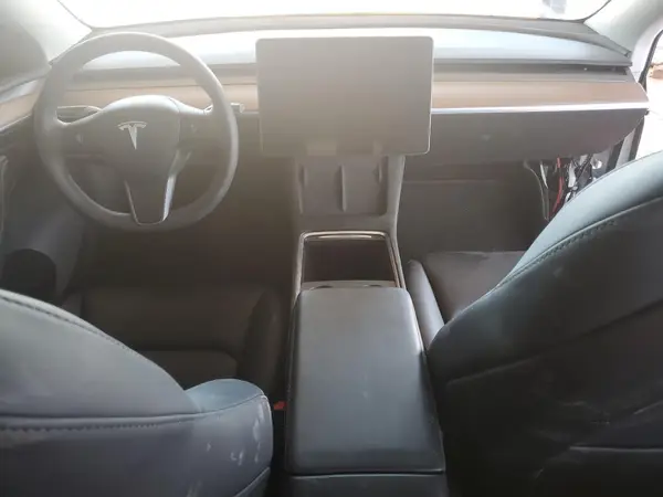 7SAYGDED9SF316358 2025 TESLA MODEL Y - Image 8