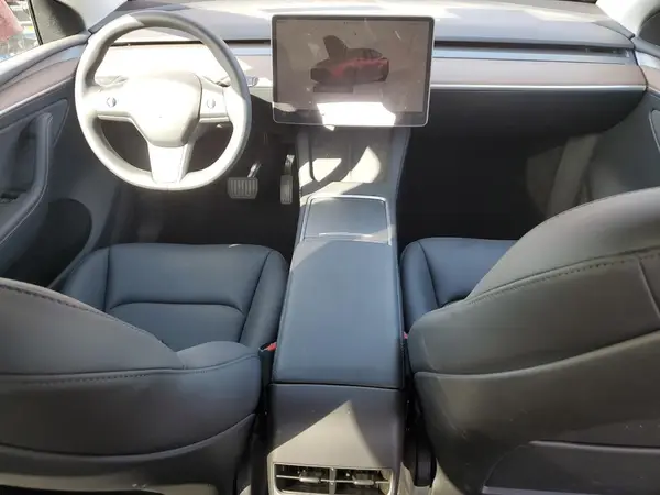 7SAYGDED9SF317722 2025 TESLA MODEL Y - Image 8