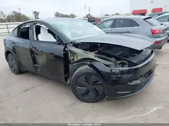 7SAYGDED9TA418161 2026 TESLA MODEL Y