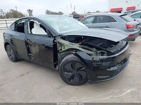 7SAYGDED9TA418161 2026 TESLA MODEL Y - Image 1