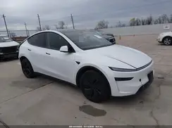 7SAYGDED9TA424879 2026 TESLA MODEL Y