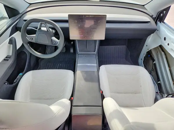7SAYGDED9TA430648 2026 TESLA MODEL Y - Image 8