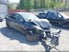 7SAYGDED9TA439110 2026 TESLA MODEL Y