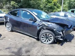 7SAYGDED9TA453511 2026 TESLA MODEL Y