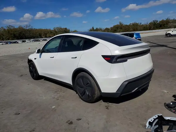 7SAYGDED9TA459180 2026 TESLA MODEL Y - Image 2