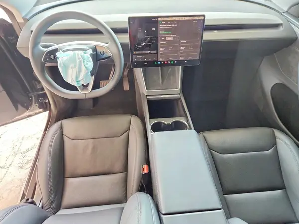 7SAYGDED9TA472091 2026 TESLA MODEL Y - Image 8