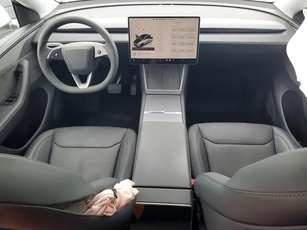 7SAYGDED9TA475895 2026 TESLA MODEL Y - Image 8