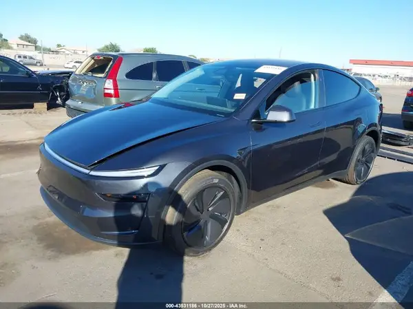 7SAYGDED9TA490011 2026 TESLA MODEL Y - Image 2
