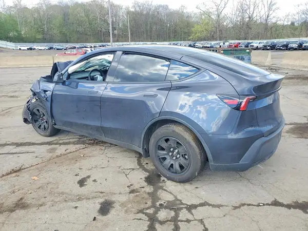 7SAYGDED9TA590514 2026 TESLA MODEL Y - Image 2