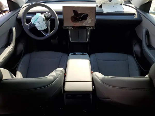 7SAYGDED9TA594174 2026 TESLA MODEL Y - Image 8