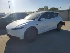 7SAYGDED9TA596877 2026 TESLA MODEL Y