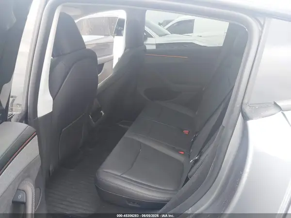 7SAYGDED9TA610843 2026 TESLA MODEL Y - Image 8