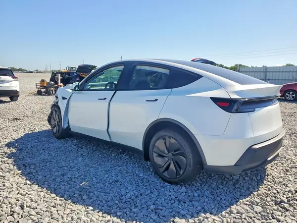 7SAYGDED9TA659945 2026 TESLA MODEL Y - Image 2